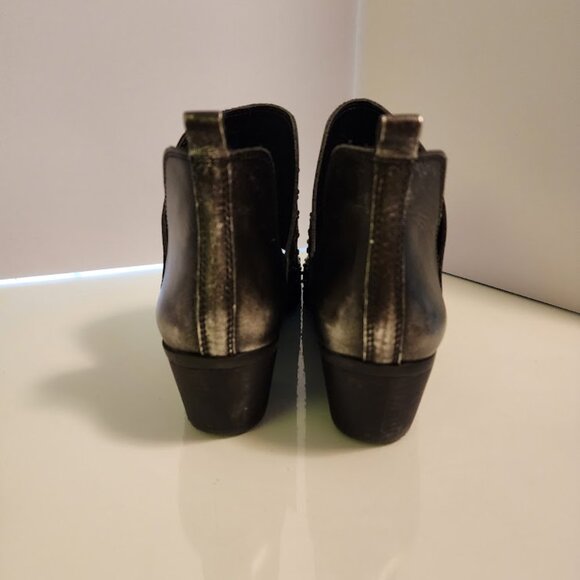 Brand new! Lucky Brand Black and Silver Ankle Booties - Picture 4 of 6